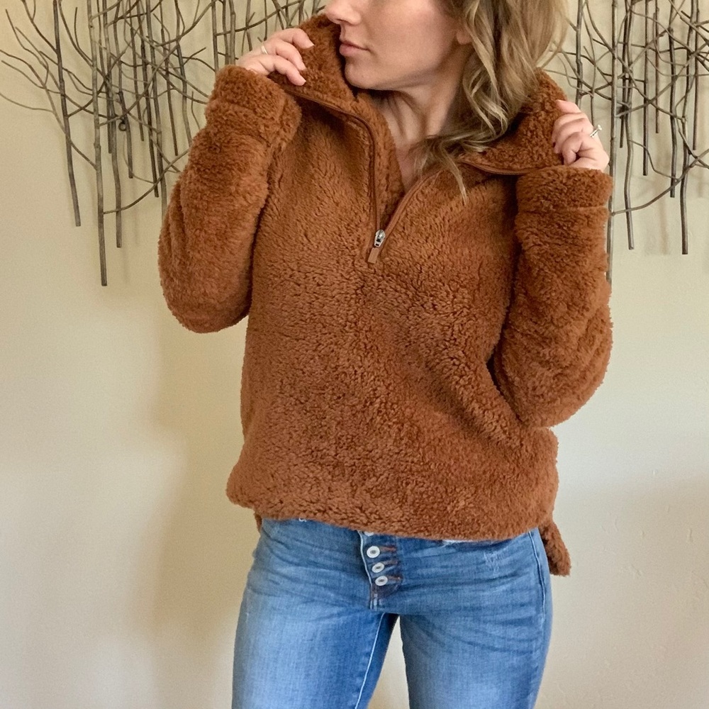 | cinnamon teddy bear quarter-zip pullover • small | - Picture 1 of 6